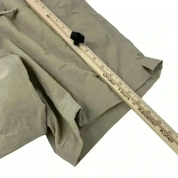 DSG SHORTS MENS LARGE 6” NYLON KHAKI ATHLETIC ACTIVEWEAR ATHLEISURE DRAWSTRING - Picture 6 of 8